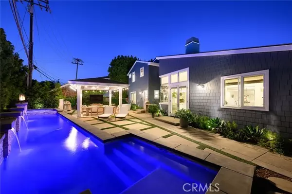 Newport Beach, CA 92663,519 Signal Road