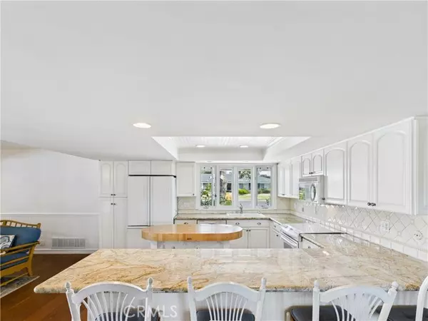 Costa Mesa, CA 92626,2857 Ellesmere