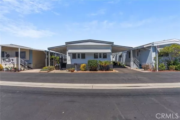 15621 Beach Boulevard, Westminster, CA 92683