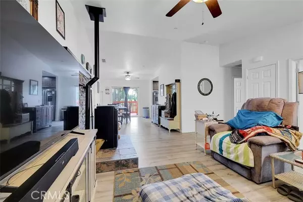 Magalia, CA 95954,14141 Racine