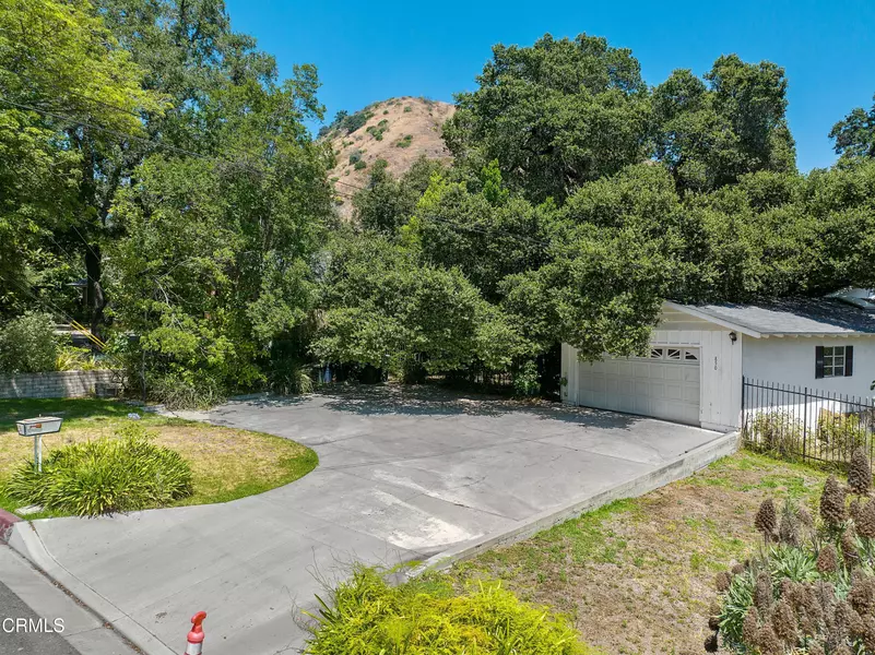 850 Oakglade Dr., Monrovia, CA 91016