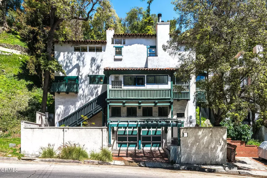 2144 Laurel Canyon Boulevard, Los Angeles, CA 90046