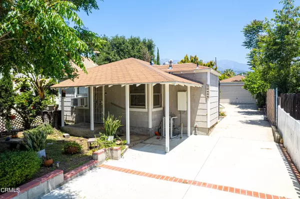 10606 Nassau Avenue, Sunland, CA 91040