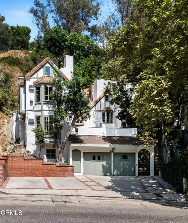 2140 Laurel Canyon Boulevard,  Los Angeles,  CA 90046