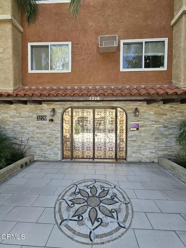 La Crescenta, CA 91214,3220 Altura Avenue