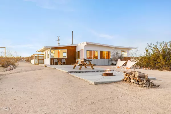 Joshua Tree, CA 92252,66336 Brant Crossing Road