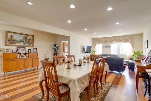 Pasadena, CA 91104,1517 East Washington Boulevard
