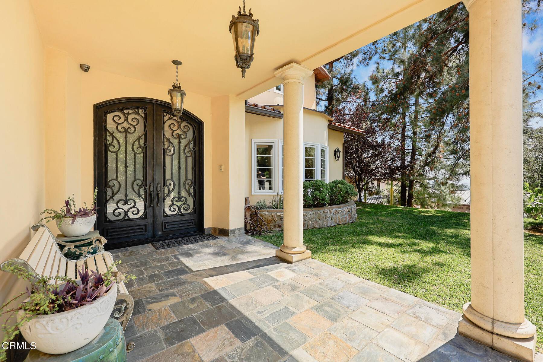 Sierra Madre, CA 91024,574 Camillo Road