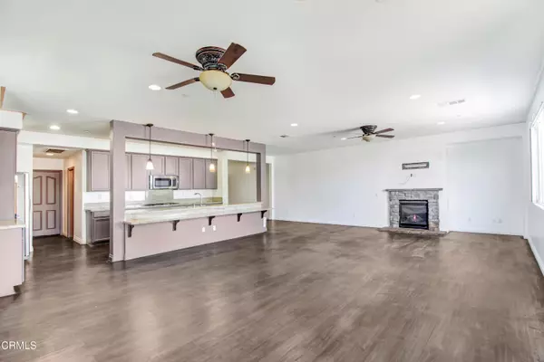 San Bernardino, CA 92407,4069 Bristlecone Pine Lane
