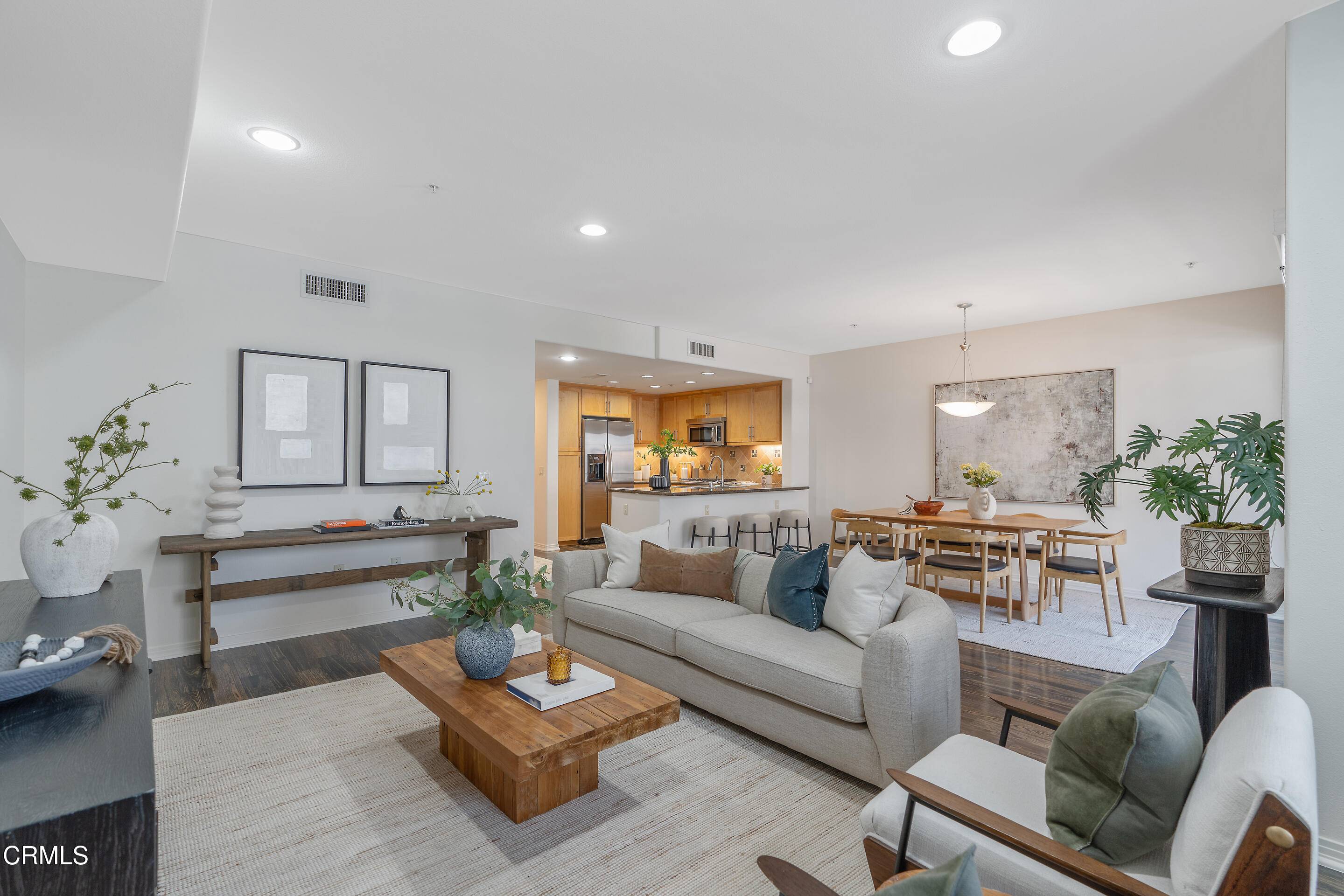 Pasadena, CA 91106,931 East Walnut Street