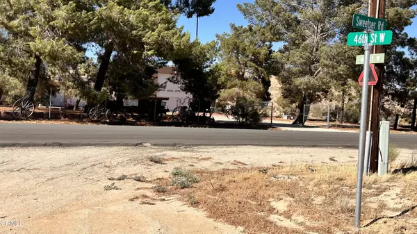 Rosamond, CA 93560