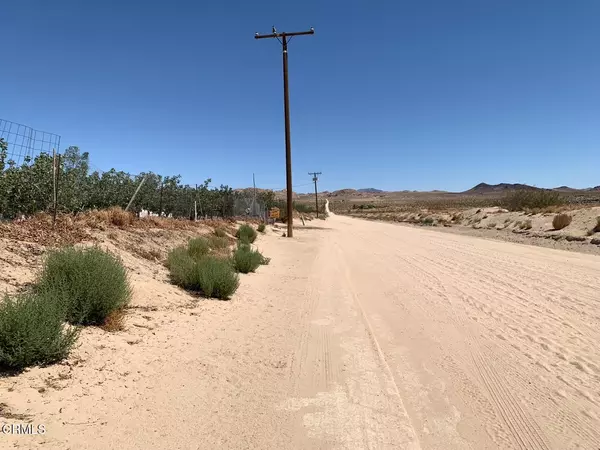 Lucerne Valley, CA 92356,10080 Santa Fe Fire Road