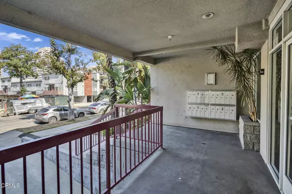 Glendale, CA 91206,432 North Kenwood Street