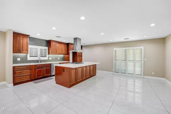 Granada Hills, CA 91344,10530 Rubio Avenue