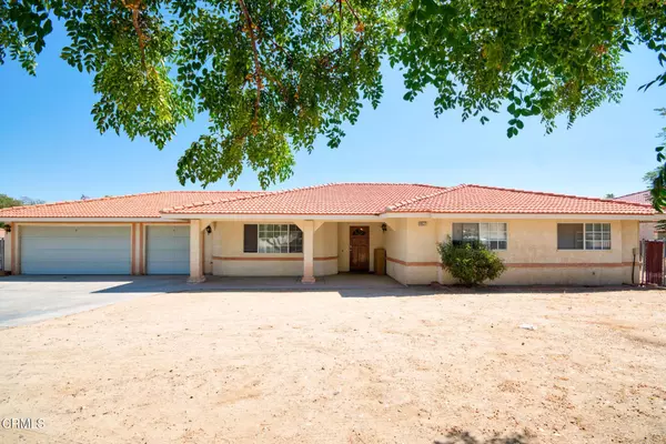 9527 Riggins Road, Phelan, CA 92371
