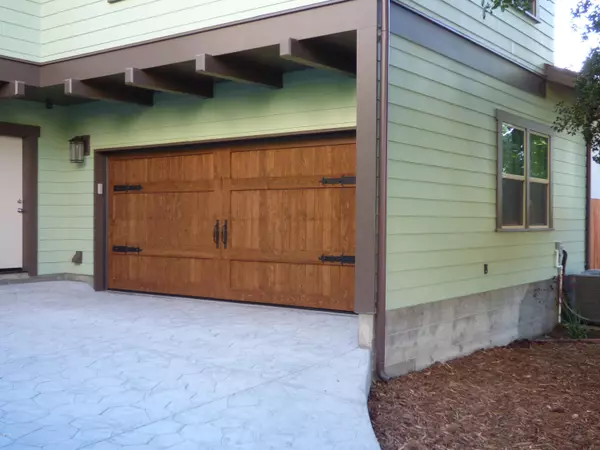 Glendale, CA 91214,3412 Montrose Avenue