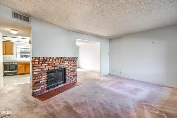 Alhambra, CA 91801,204 East Bay State Street