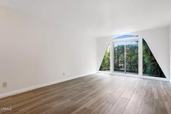 Playa Del Rey, CA 90293,8025 Redlands Street