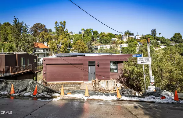 Los Angeles, CA 90065,596 Quail Drive