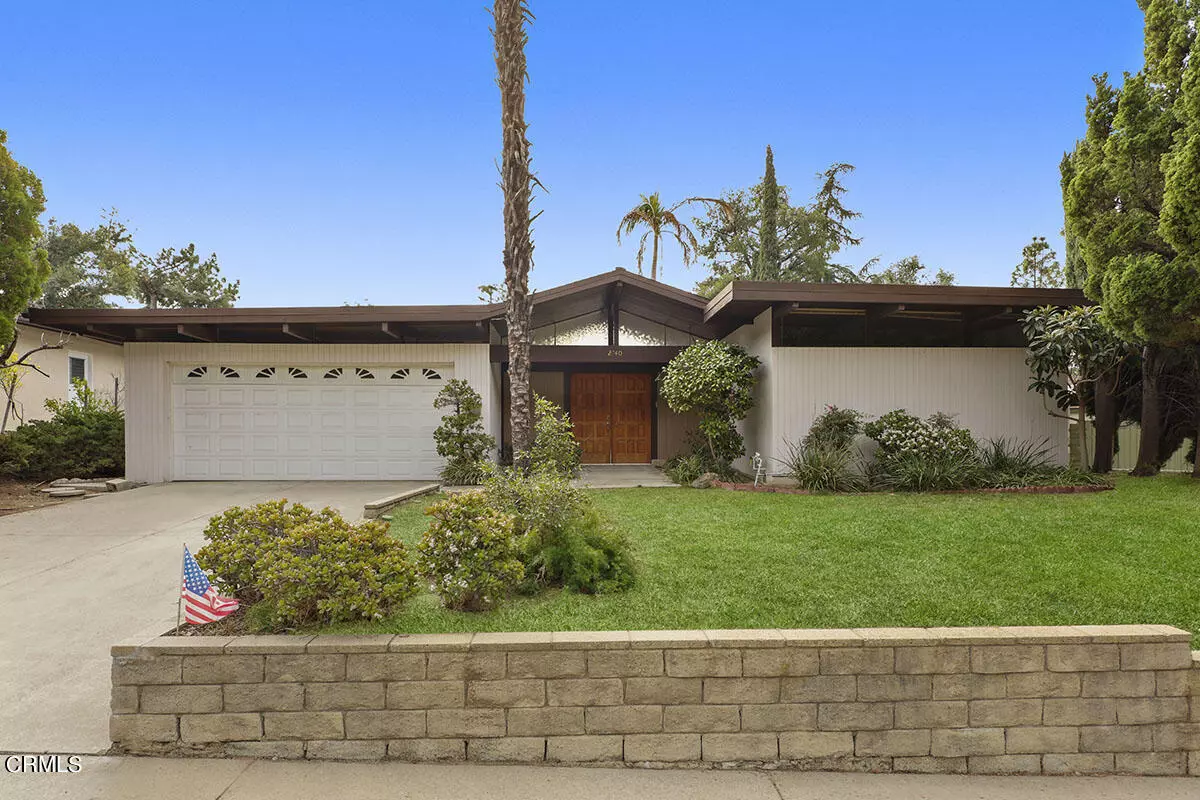 La Crescenta, CA 91214,2740 Rock Pine Lane