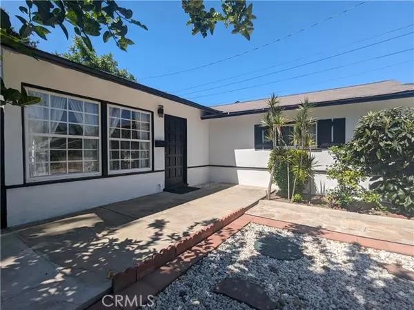 8242 Fenwick Street, Sunland, CA 91040