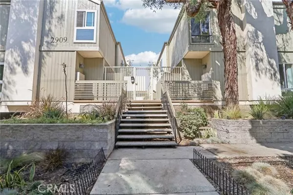 2909 Arizona Avenue, Santa Monica, CA 90404