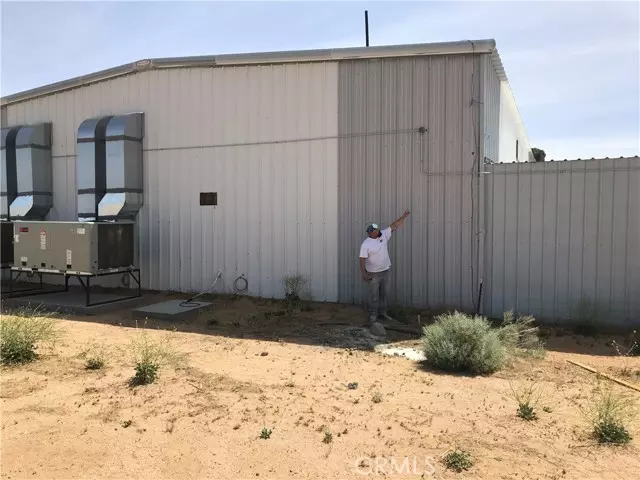 22639 Airport Way, California City, CA 93505