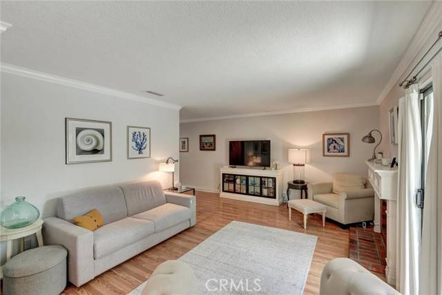Glendora, CA 91740,1180 Strawberry Lane