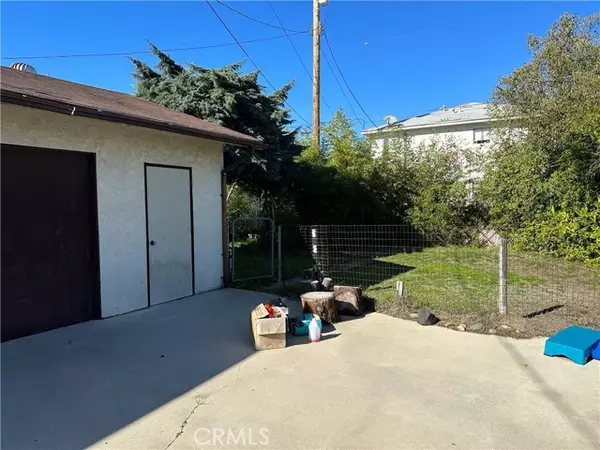 North Hollywood, CA 91601,11203 Califa Street