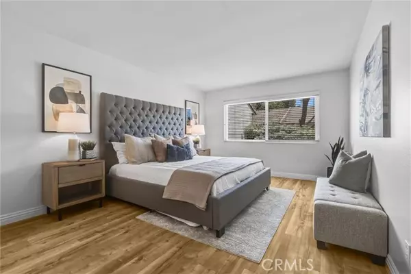 Irvine, CA 92612,4 Dogwood North
