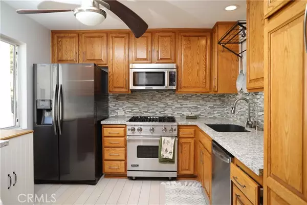 Burbank, CA 91504,9402 Via Yolanda