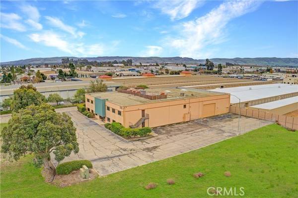 2105 South Blosser Road, Santa Maria, CA 93458