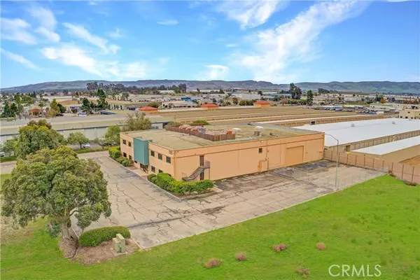 2105 South Blosser Road, Santa Maria, CA 93458