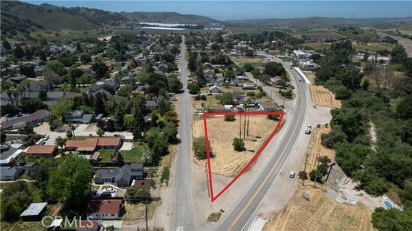 742 Bell Street, Los Alamos, CA 93440