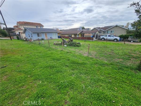 284 North 14th Street, Grover Beach, CA 93433