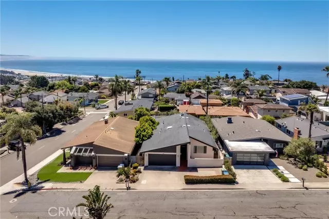 911 Visalia Street, Pismo Beach, CA 93449