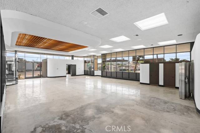 Santa Maria, CA 93454,408 East Main Street