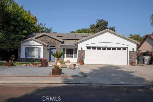 2309 North Linda Vista Street, Visalia, CA 93291