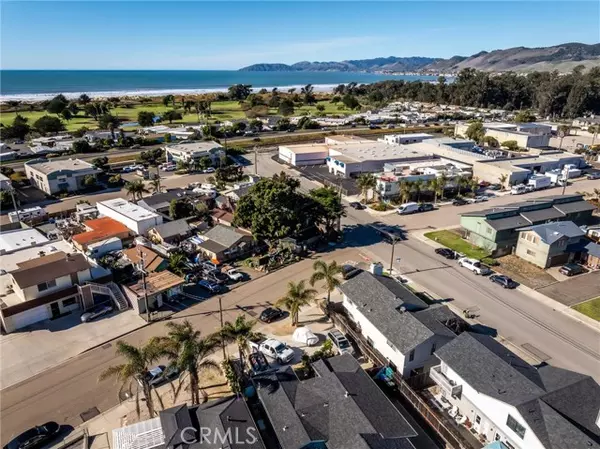 Grover Beach, CA 93433,122 Newport Avenue