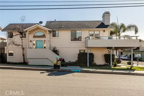 122 Newport Avenue, Grover Beach, CA 93433