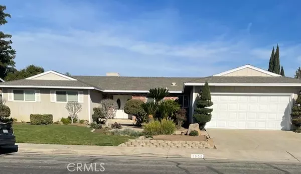 1855 Dennis, Clovis, CA 93611