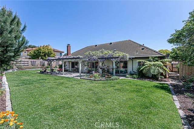 255 Wellington Drive, Santa Maria, CA 93455