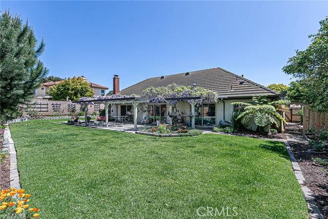 255 Wellington Drive, Santa Maria, CA 93455