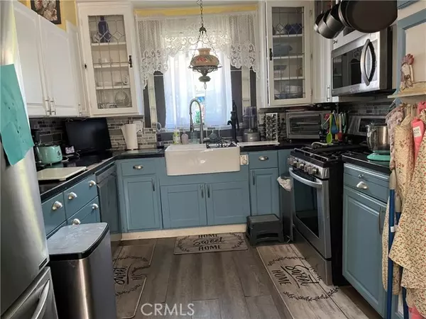 Lompoc, CA 93436,421 South O Place