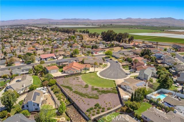 Santa Maria, CA 93455,2833 Starlite Court
