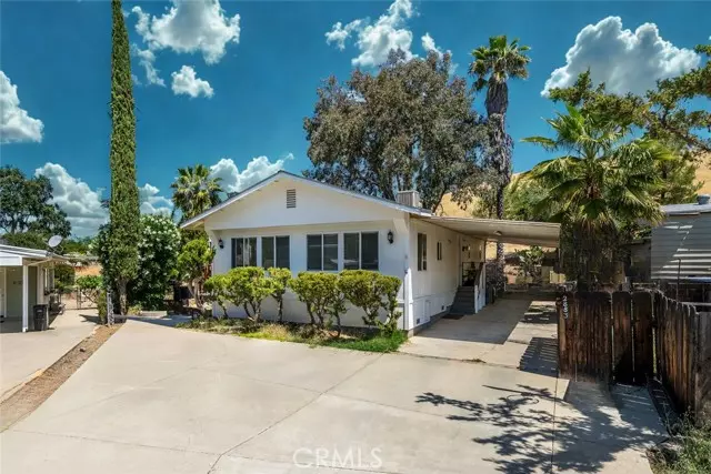 Paso Robles, CA 93446,2883 Mammoth Lane
