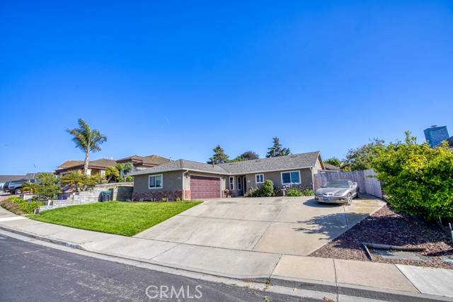 1014 Sunrise Drive, Santa Maria, CA 93455
