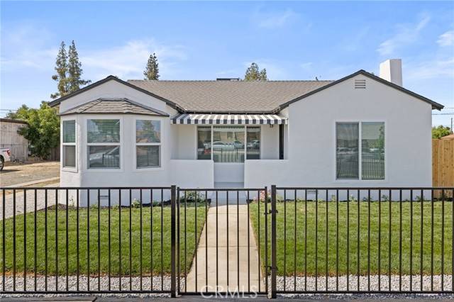 211 East Grangeville Boulevard, Hanford, CA 93230