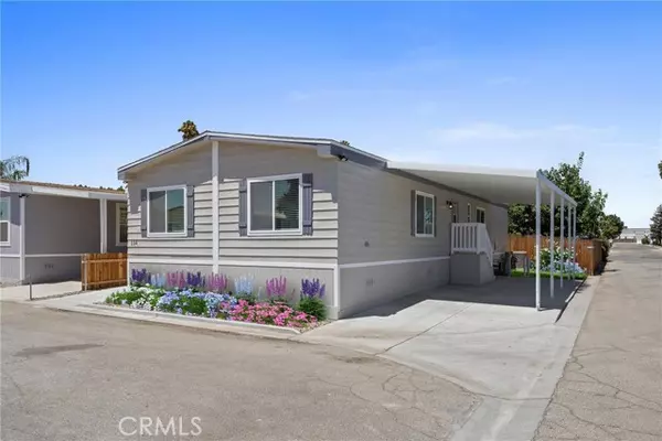 Bakersfield, CA 93308,114 Cedarwood Lane