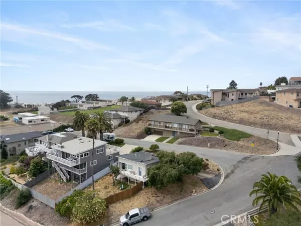 Pismo Beach, CA 93449,351 Selma Street